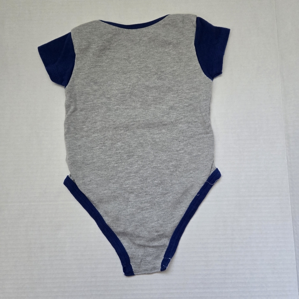 New York Giants Onesie - size 18 months - Picture 2 of 3